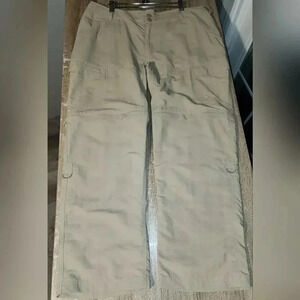 The North Face Nylon Cargo Pants Zip Off Legs Convertible Shorts Womens 16 Short
